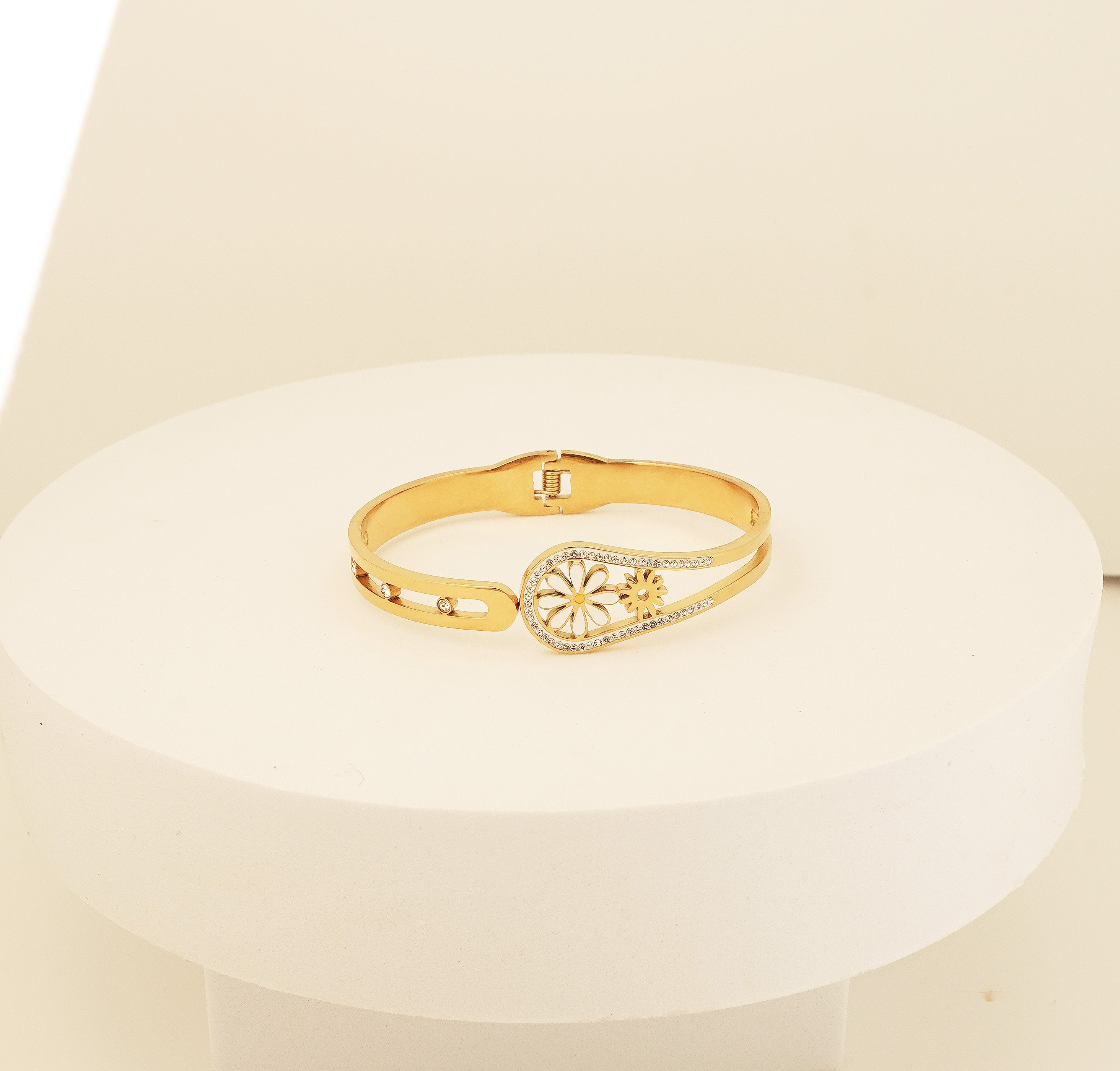 Daisy Dream Bangle