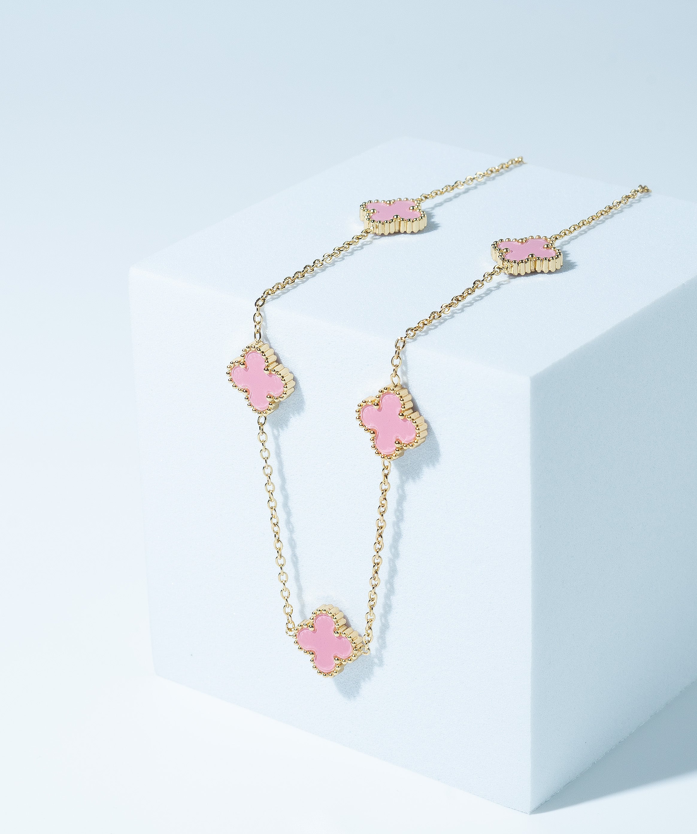 Rosy Clover Necklace
